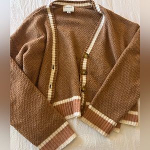 Neutral toned cardigan